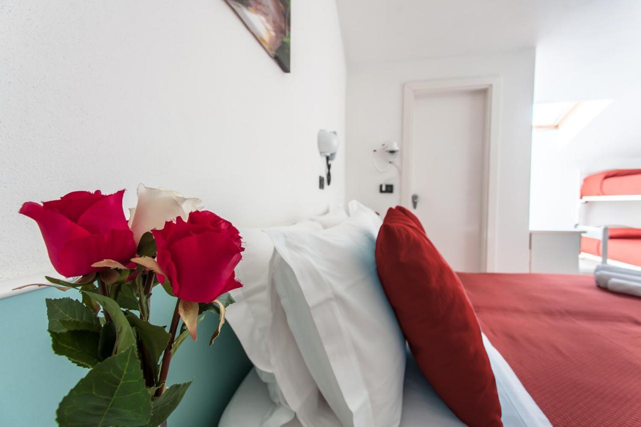 Hotel Giove Cesenatico Esterno foto