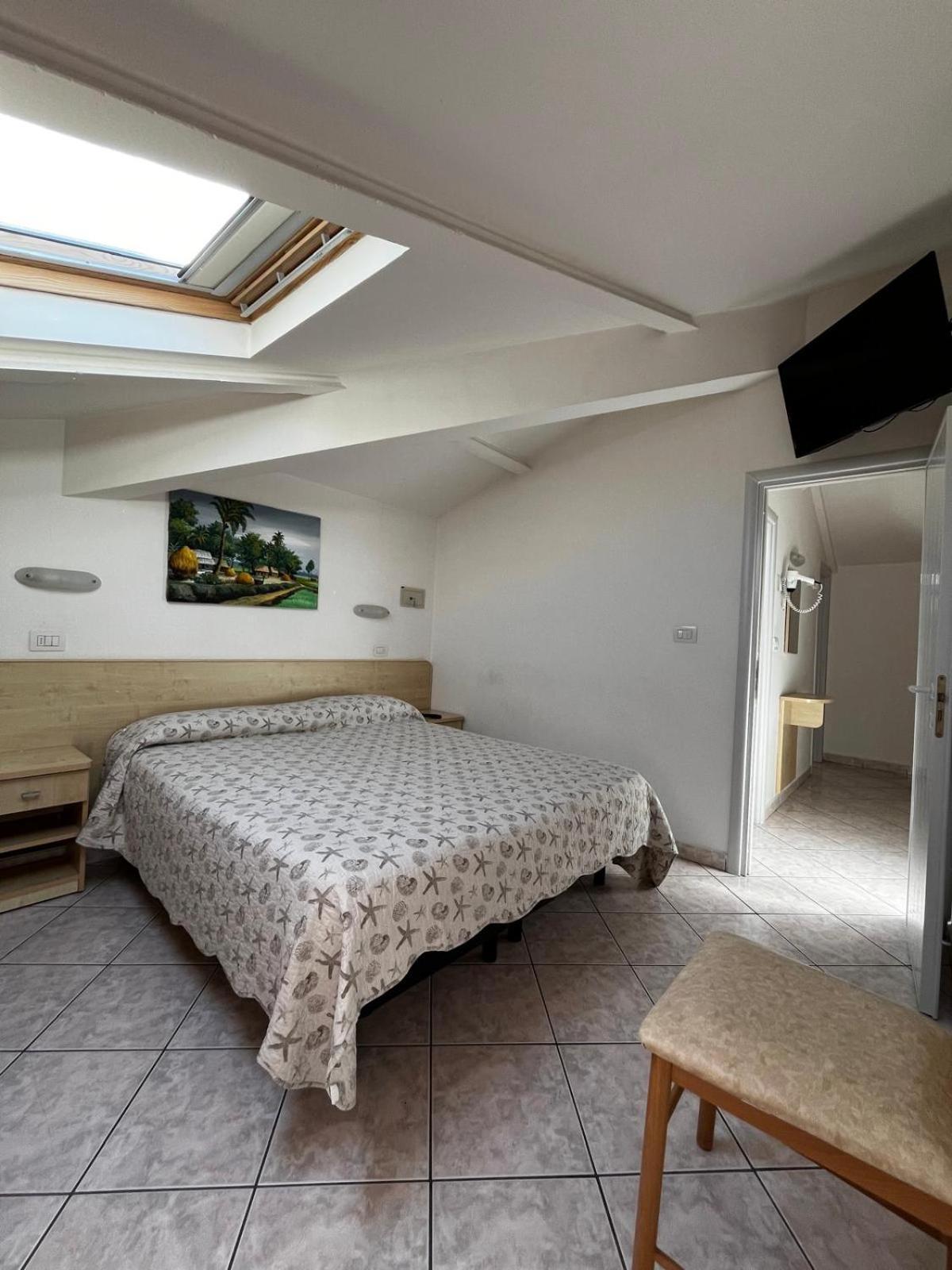 Hotel Giove Cesenatico Esterno foto