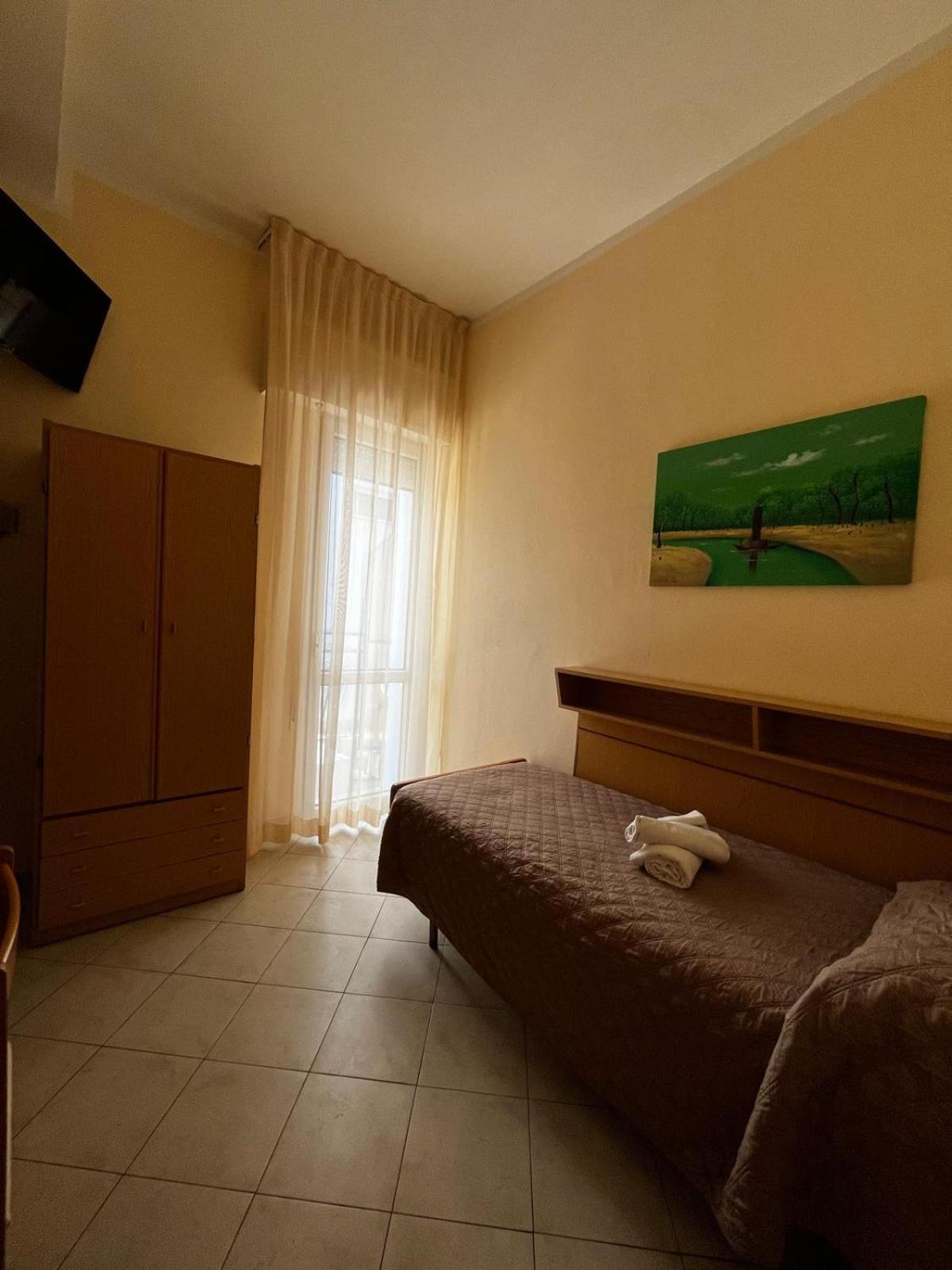 Hotel Giove Cesenatico Esterno foto