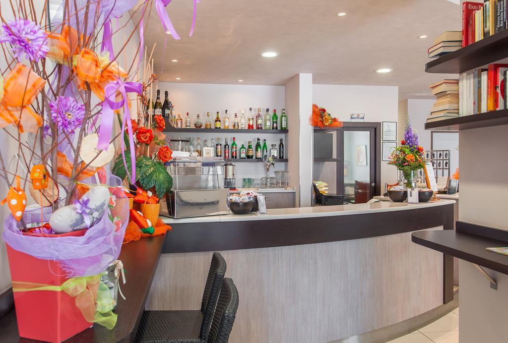 Hotel Giove Cesenatico Esterno foto