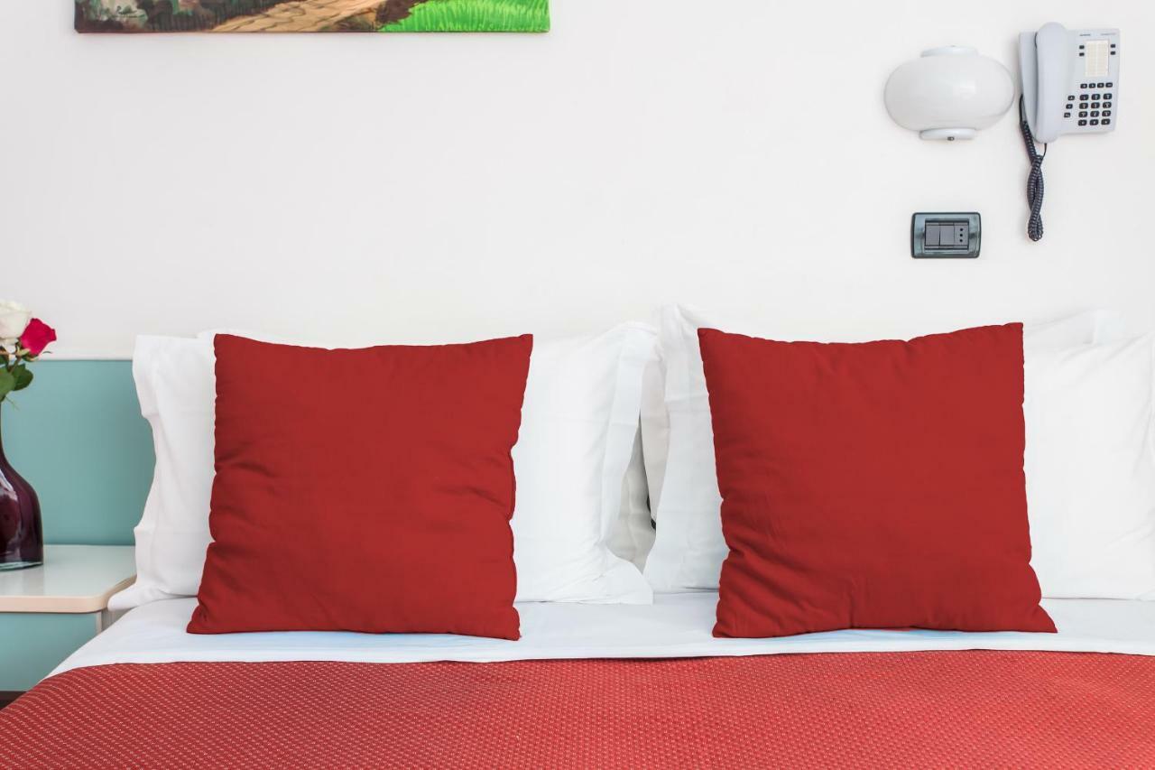Hotel Giove Cesenatico Esterno foto